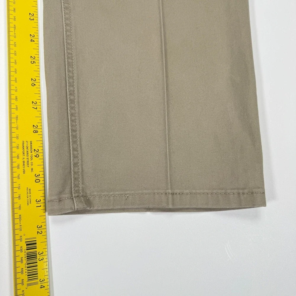 Levi's 541 Athletic Taper Khaki Pants Mens 46x34 Measures 46x32 Stretch Big Tall